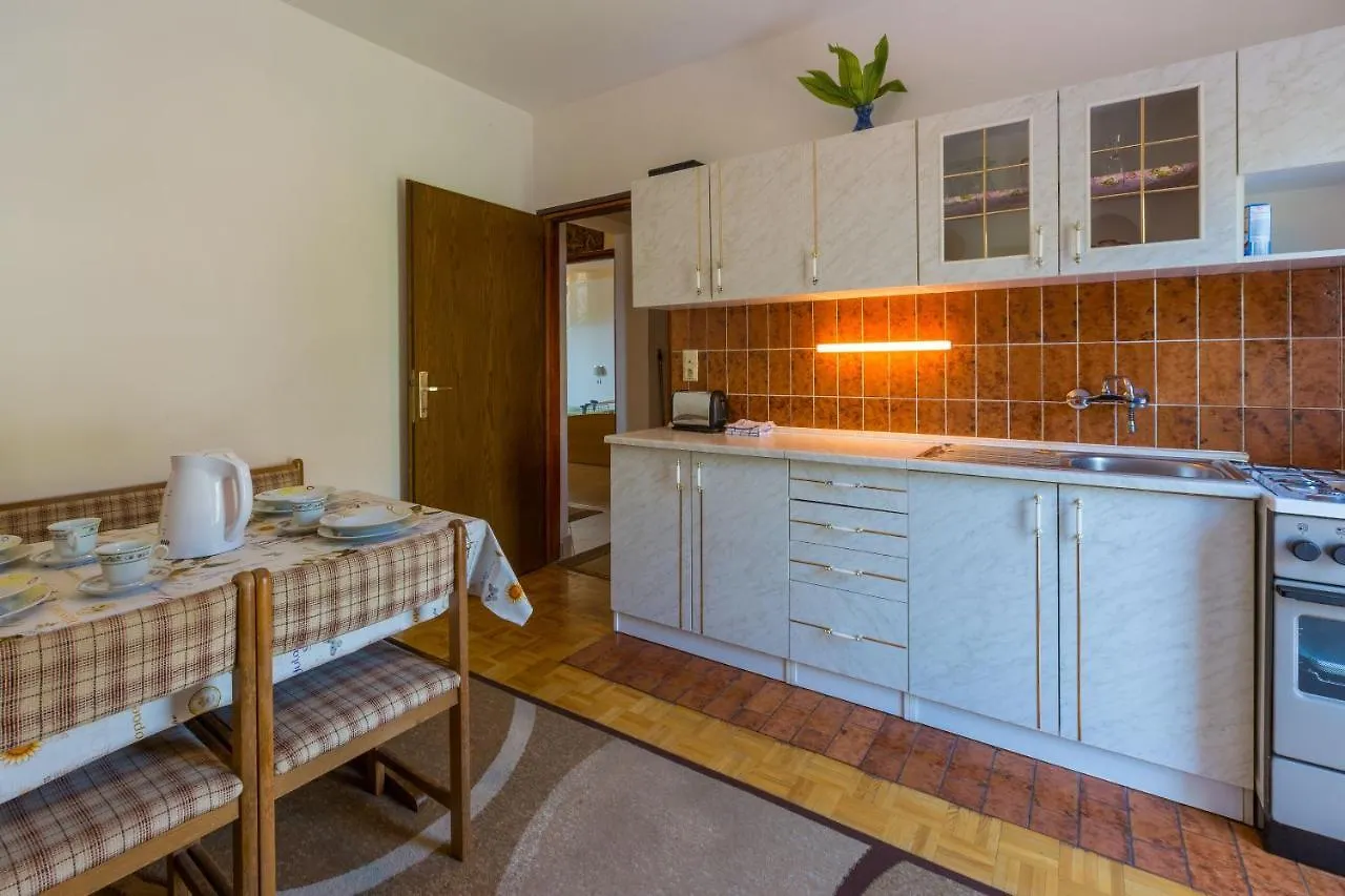 Apartments Matilda Dramalj